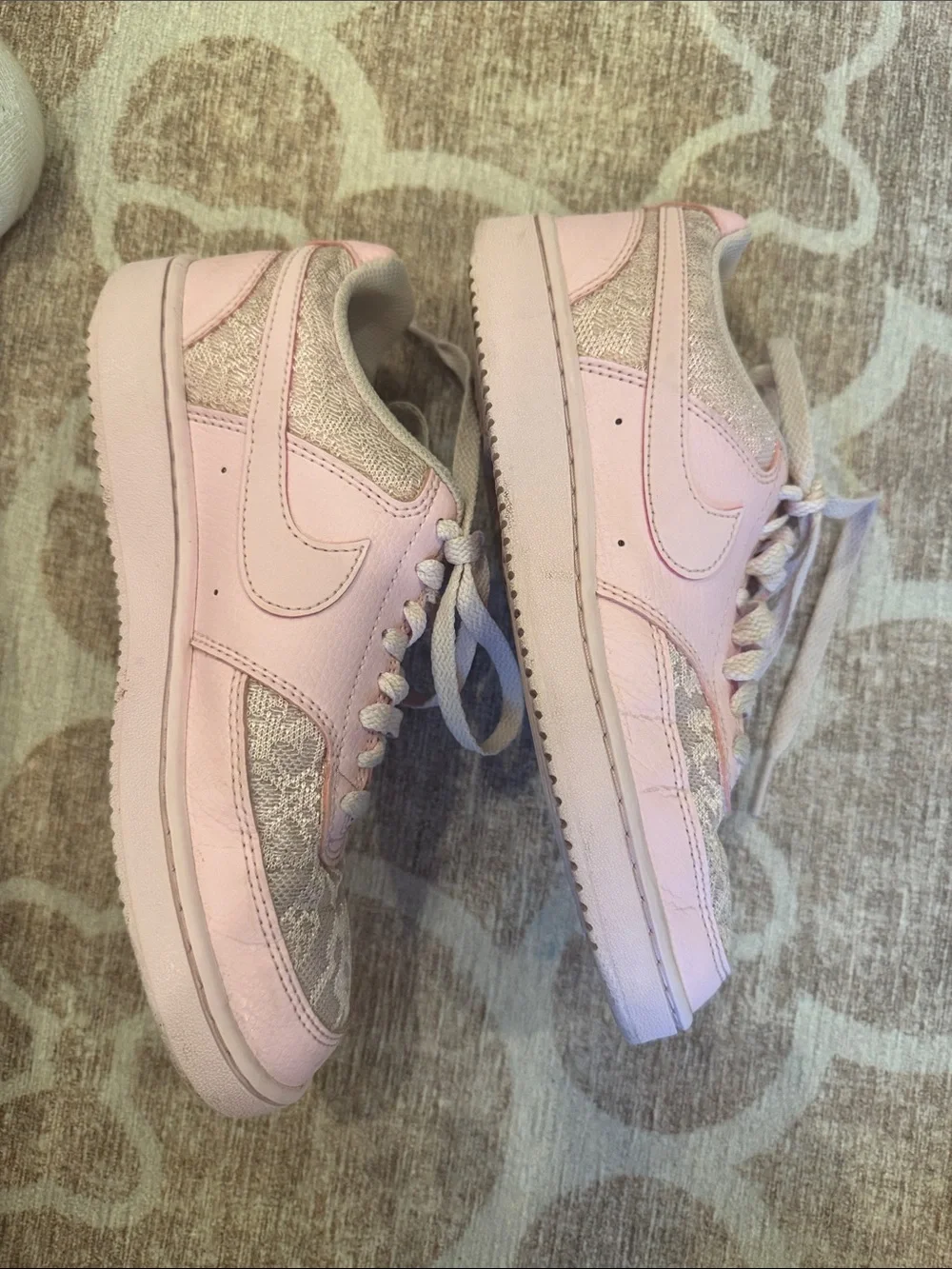 Nike Womens Light Pink lace court vision Low-Top Sneakers size 6